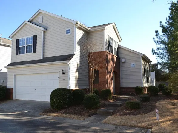 132 W Oaks Pl, Woodstock, GA 30188