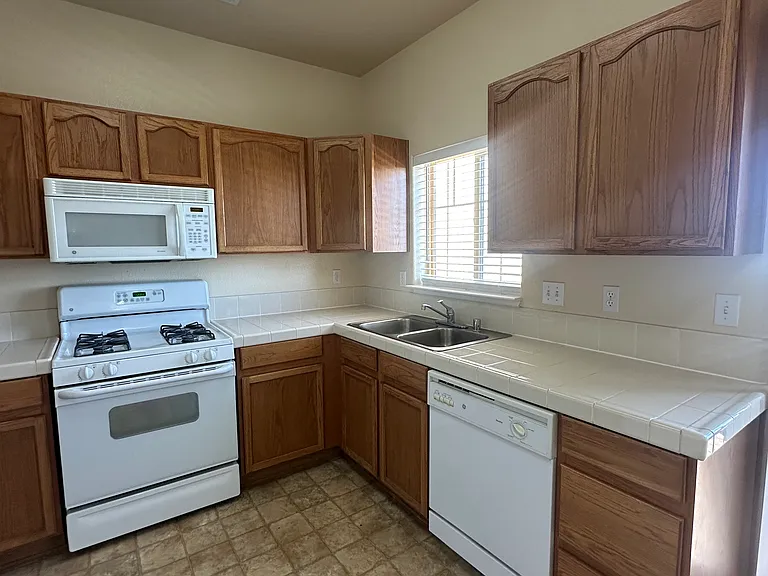 4146 Kathleen Denise Ln — Photo 6
