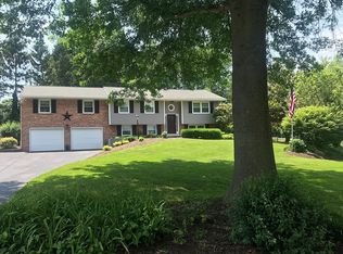690 Clarks Ln, West Chester, PA 19382