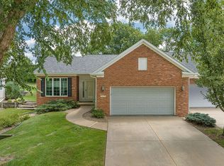 3624 River Ridge Dr NE, Cedar Rapids, IA 52402