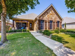 1138 Oak Ridge Rd, Forney, TX 75126
