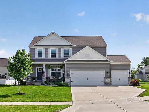 3rd image of 112 Highview Ct