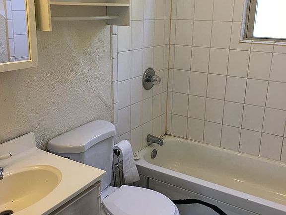 5th image of 2636 N Weil St APT 2