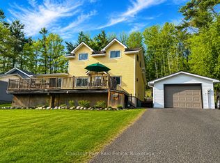 12 Ferndale Rd, Muskoka Lakes, ON P0B 1J0