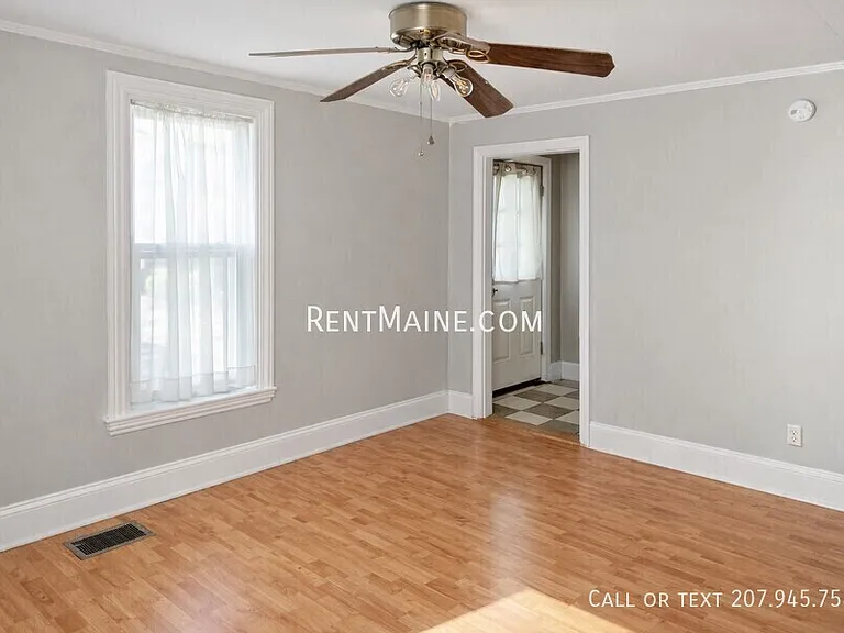 92 Fling St — Photo 1