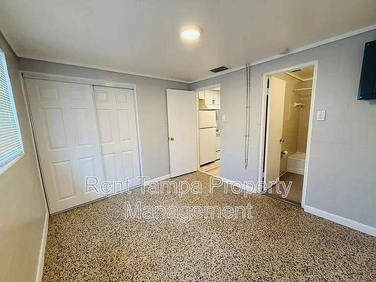 314 7th Ave NE #4 — Photo 8