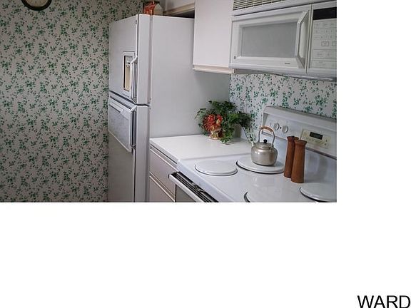 4th image of 2121 Magnolia Dr