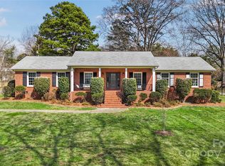 739 Wingrave Dr, Charlotte, NC 28270