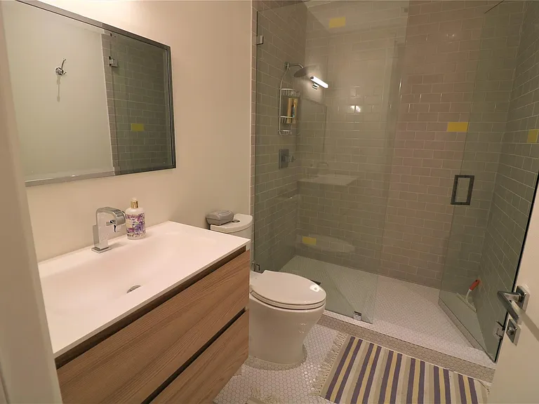 617 SW 10th St — Photo 23