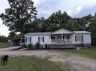 401 Van Buren Ave, Sandoval, IL 62882