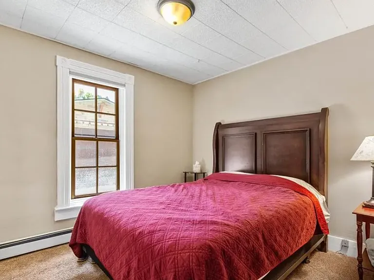 506 West Babcock — Photo 8