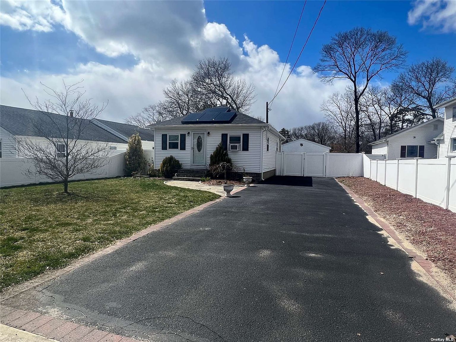 242 Magnolia Drive, Selden, NY 11784 Zillow