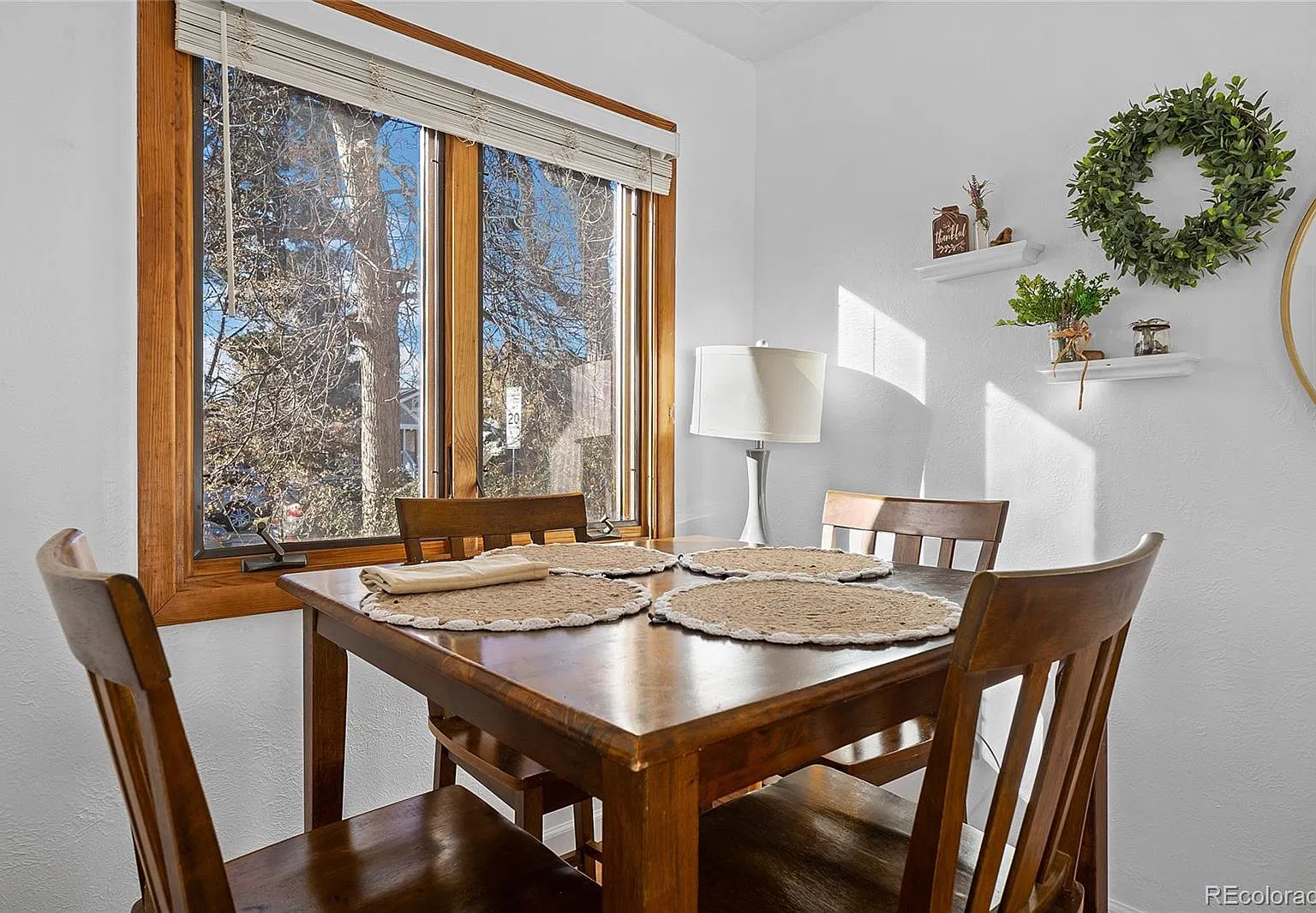 5 bed, 2.0 bath, 2056 sqft, $3,500 — Photo 3