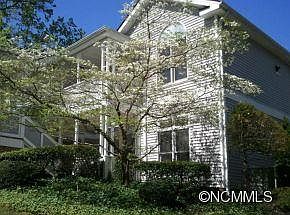 1st image of 153B Ewbank Gardens Dr