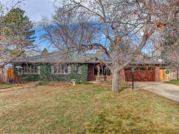 135 Everett Street, Lakewood, CO 80226