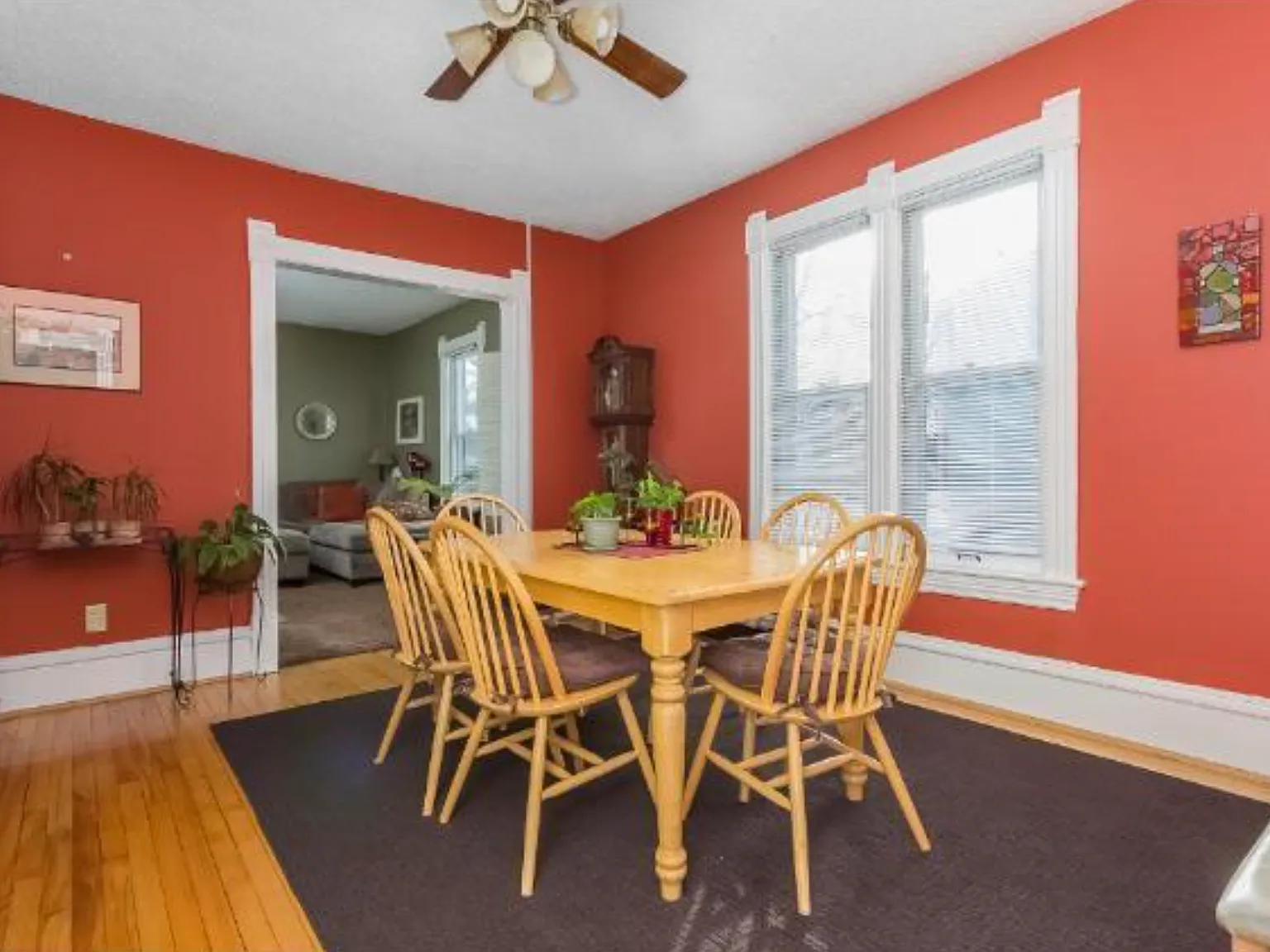 3 bed, 1600 sqft, $1,995 — Photo 3