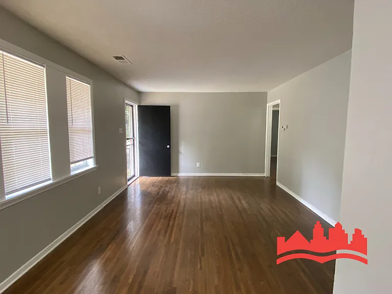 3572 Suzanne Dr — Photo 5
