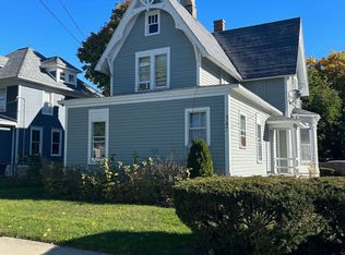347 Saint Charles St #2, Elgin, IL 60120