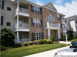 623 Sophee Ln, Lakewood, NJ