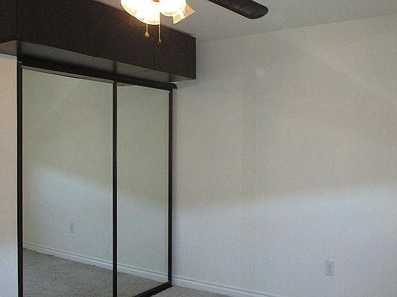 5th image of 4752 Hawley Blvd Unit 5