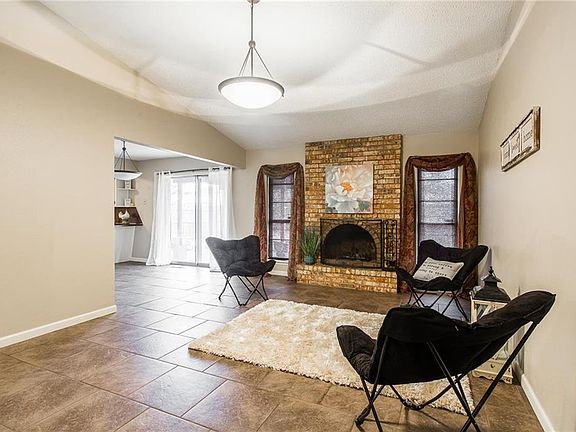 5th image of 10008 S Winston Way