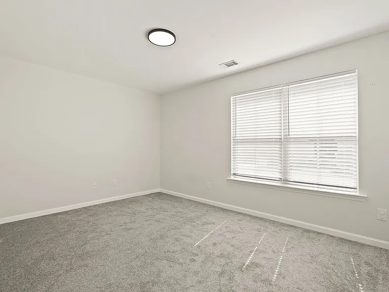 168 Green Paddock Cir — Photo 27
