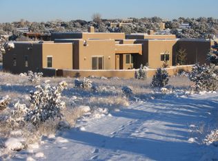 52 Estambre Rd, Santa Fe, NM 87508