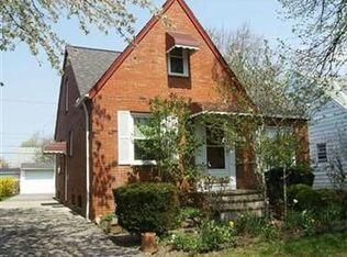 4221 Bayard Rd, South Euclid, OH 44121
