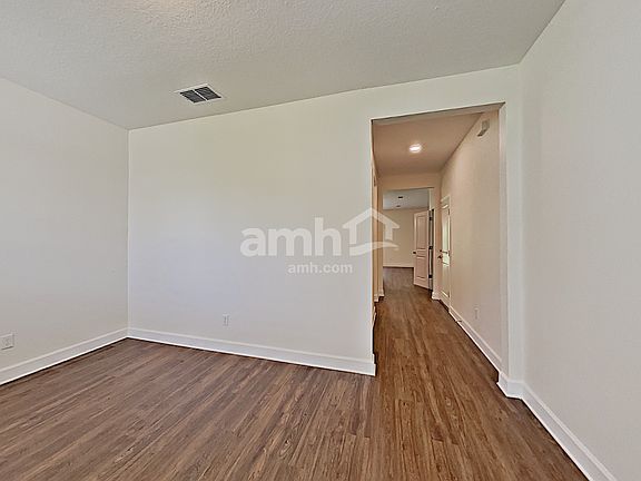 4th image of 3003 Creek Village Ln
