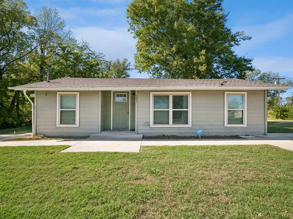 201 S Lincoln Ave, Wagoner, OK 74467