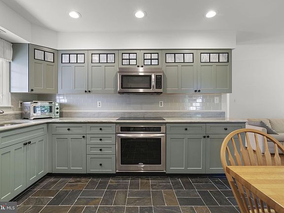 4th image of 8475 Rooster Ct
