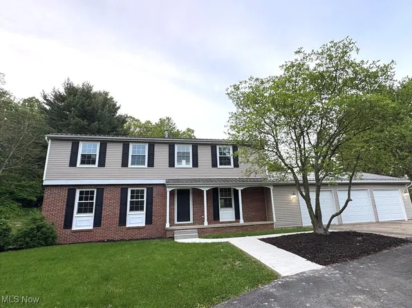 824 High St, Coshocton, OH 43812
