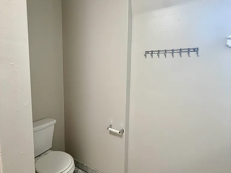 4066 Irving St #H — Photo 29