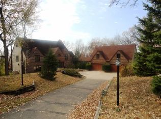 1670 Wild Ridge Ct S, Newport, MN 55055