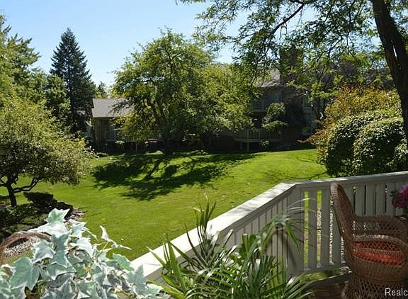 3rd image of 7208 Creeks Bend Dr #1