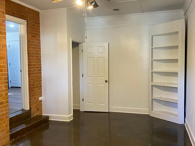 2511 Moseley Rd — Photo 22