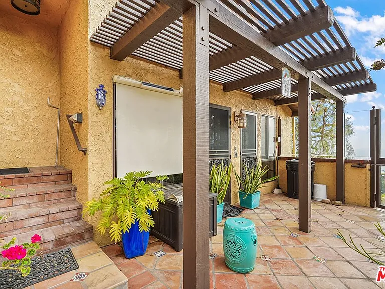 4244 Avenida De La Encinal — Photo 39