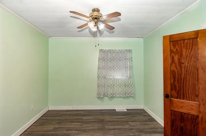 3 bed, 1200 sqft, $1,595 — Photo 1
