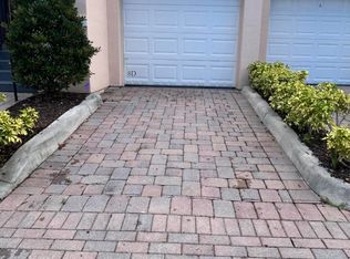 2808 Amalei Dr, Palm Beach Gardens, FL 33410