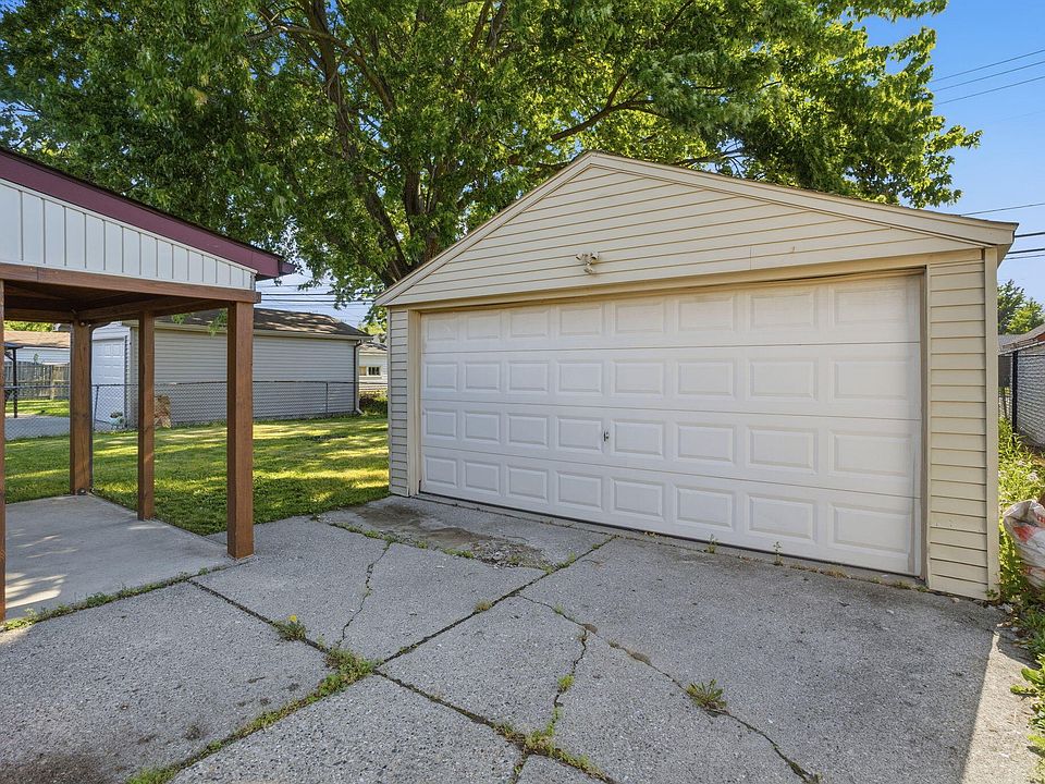 28604 Bohn St, photo 21