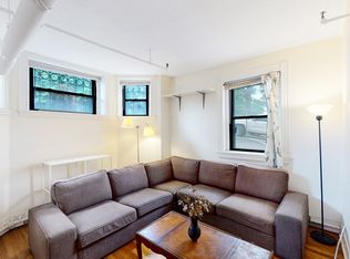 137 Peterborough St APT 32, Boston, MA 02215