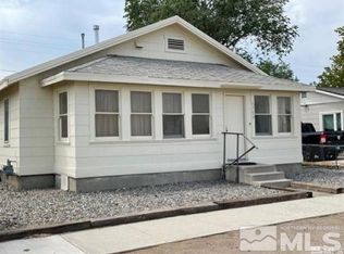 1733 D St, Sparks, NV 89431