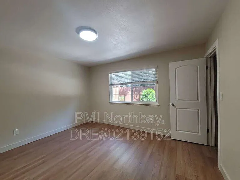 2080 Diamond Way — Photo 13