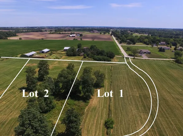 1936 Galloway Ct, Sycamore, IL 60178