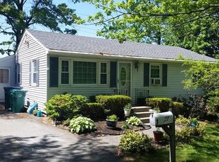 27 Krysiak Ave, Fitchburg, MA 01420