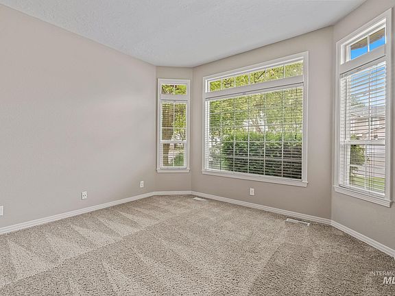5th image of 2776 N Fieldstone Way