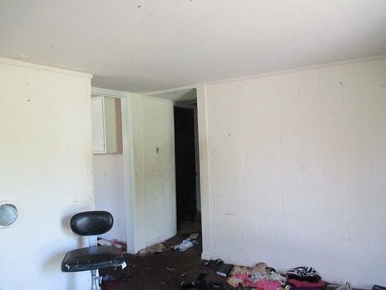 4th image of 243 Daye St