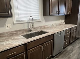 6889 Paige Ave, Warren, MI 48091