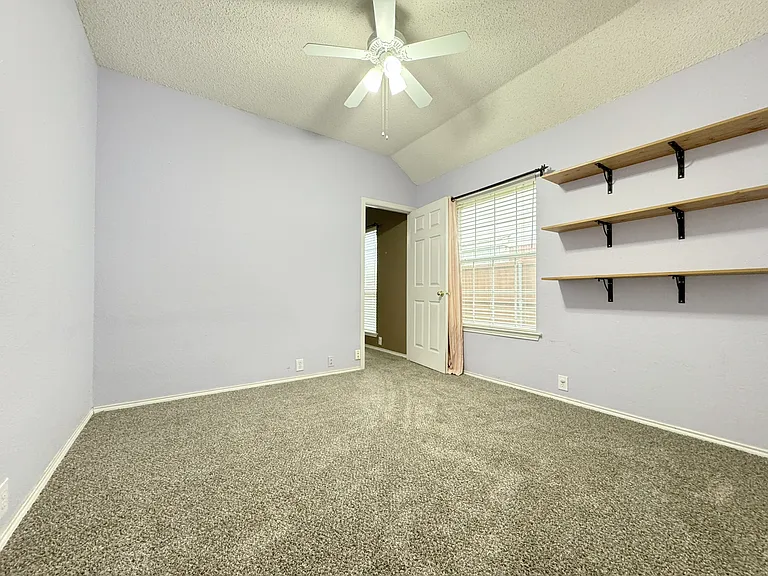 4712 Bull Run Dr — Photo 15