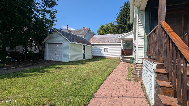 2nd image of 5 Washburn Street